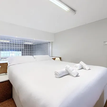 Stadium & Metro By Next Stop