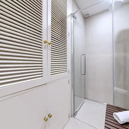 Stadium & Metro By Next Stop *