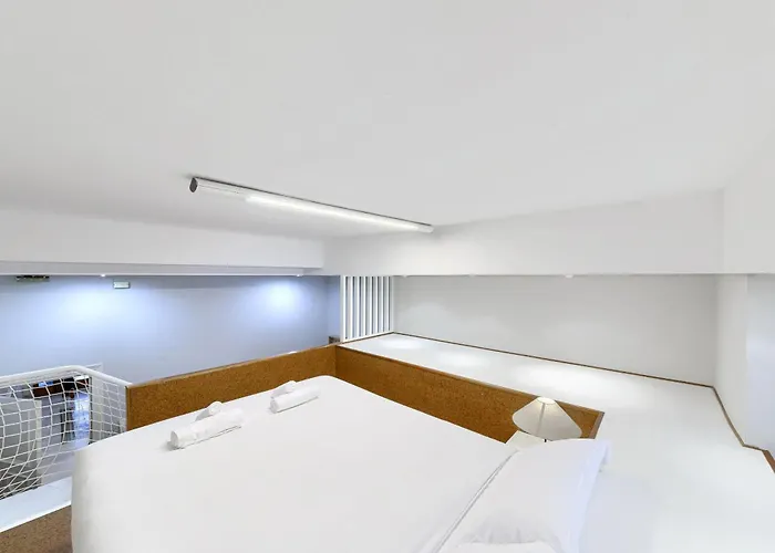 Stadium & Metro By Next Stop