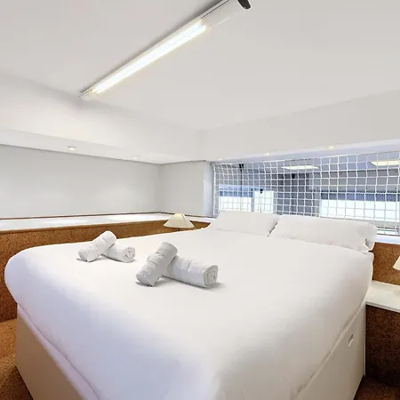 Stadium & Metro By Next Stop * بلباو
